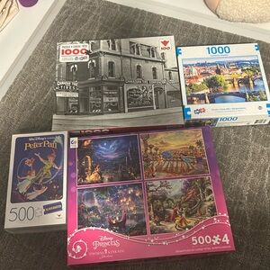 Set of 4 jigsaw puzzles